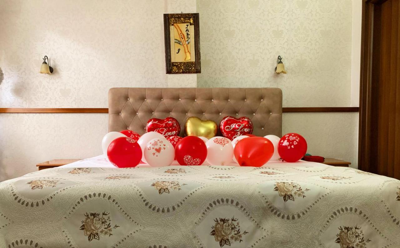 Hotel Villa Tafaj Тирана Экстерьер фото