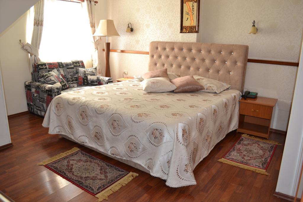Hotel Villa Tafaj Тирана Экстерьер фото