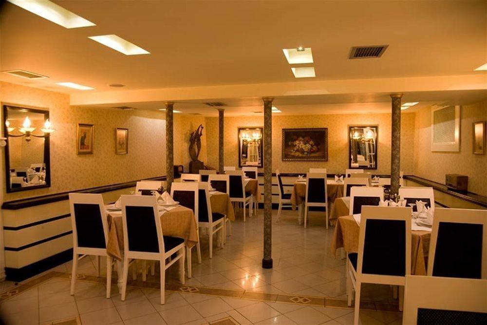 Hotel Villa Tafaj Тирана Экстерьер фото