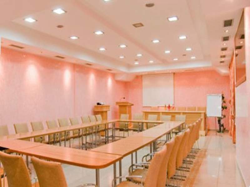Hotel Villa Tafaj Тирана Экстерьер фото
